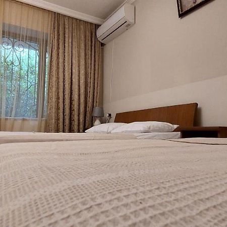 Geo Kutaisi Apartment Luaran gambar
