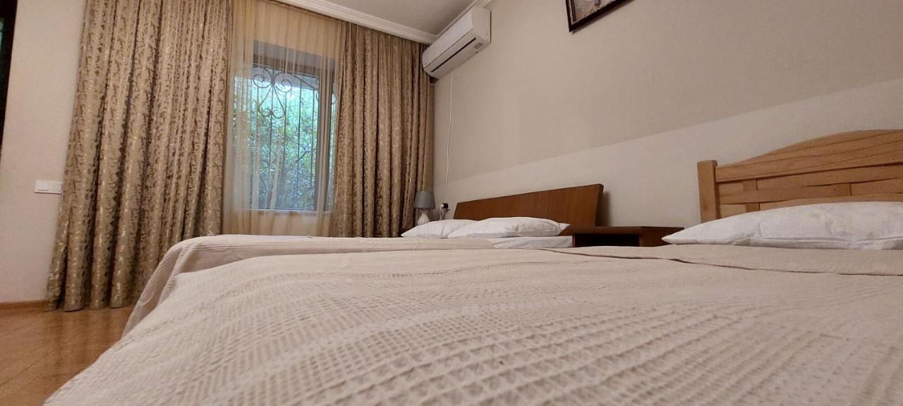Geo Kutaisi Apartment Luaran gambar