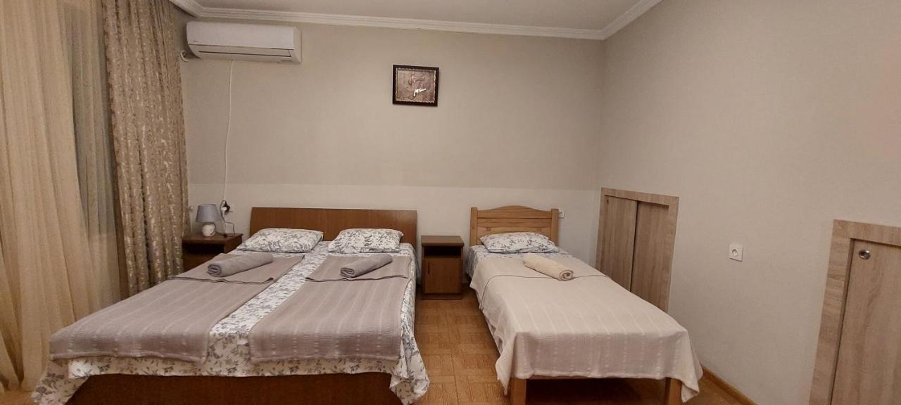 Geo Kutaisi Apartment Luaran gambar